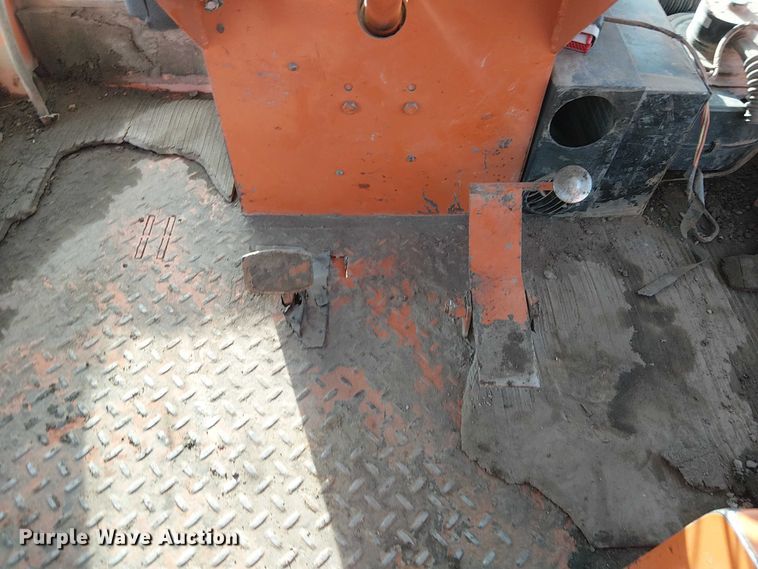 image for item FK0830 2006 Broce RJ 350 broom