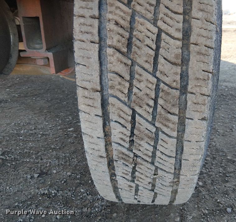 image for item FK0830 2006 Broce RJ 350 broom