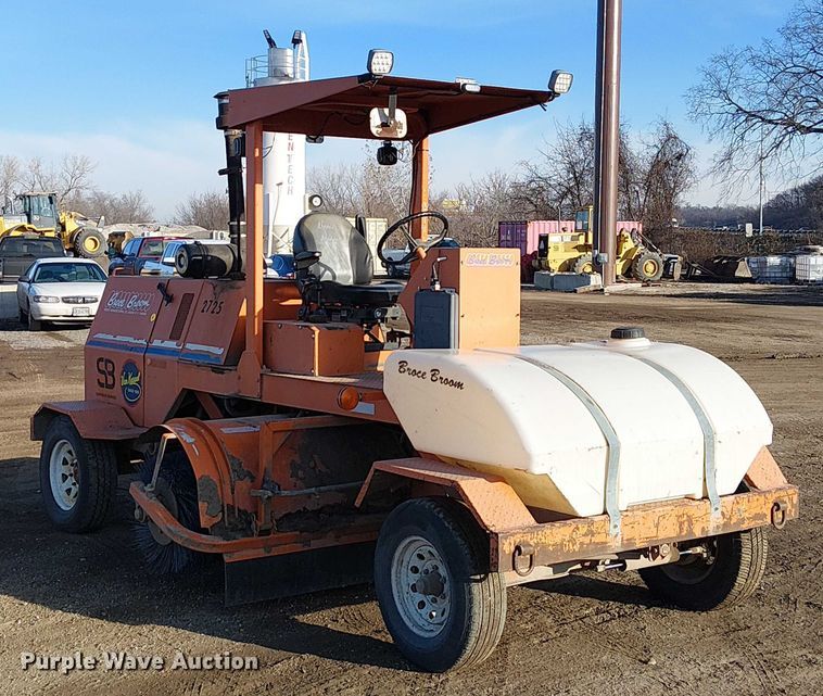 image for item FK0831 2007 Broce RJ 350 broom