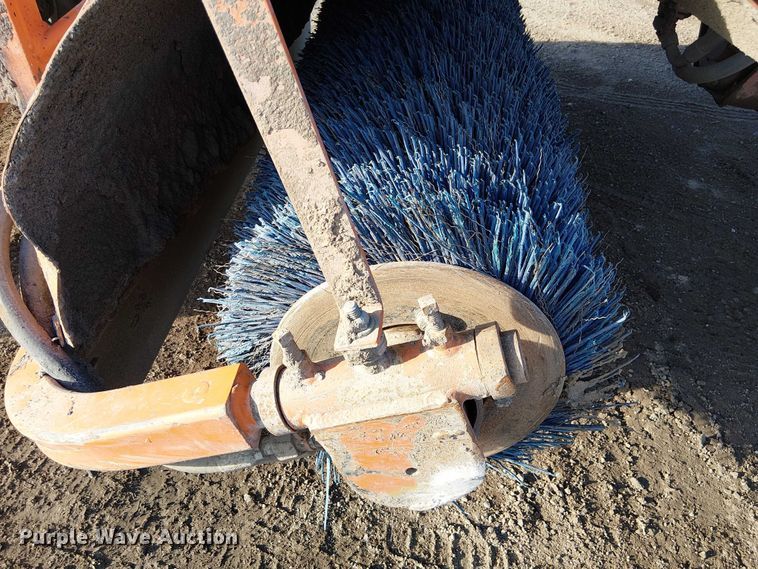 image for item FK0831 2007 Broce RJ 350 broom