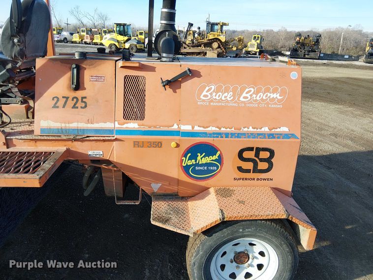 image for item FK0831 2007 Broce RJ 350 broom