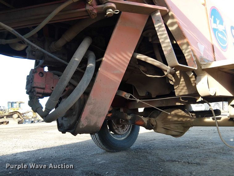 image for item FK0831 2007 Broce RJ 350 broom