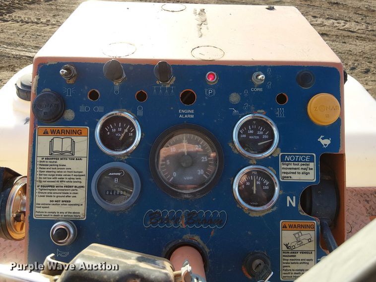 image for item FK0831 2007 Broce RJ 350 broom