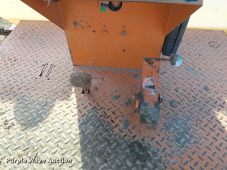 image for item FK0831 2007 Broce RJ 350 broom