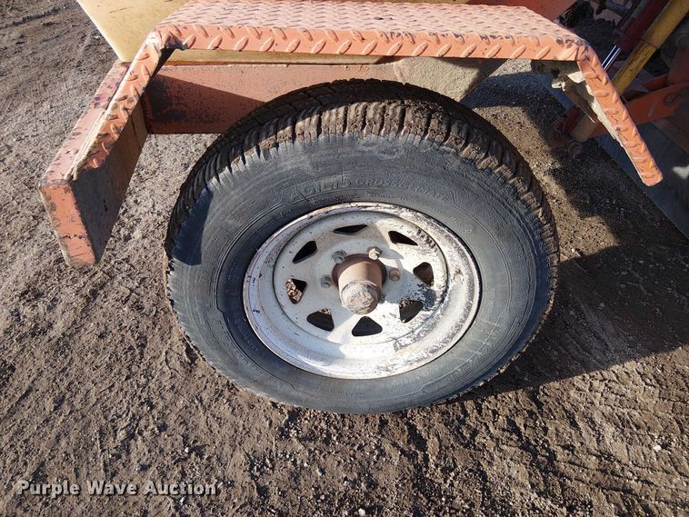 image for item FK0831 2007 Broce RJ 350 broom