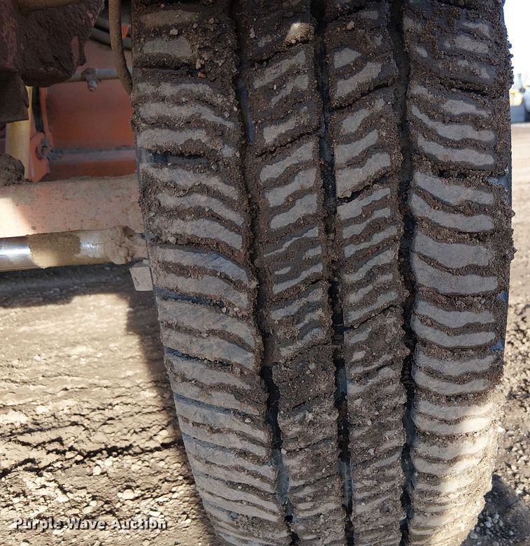 image for item FK0831 2007 Broce RJ 350 broom