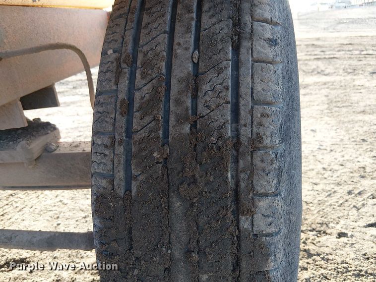 image for item FK0831 2007 Broce RJ 350 broom