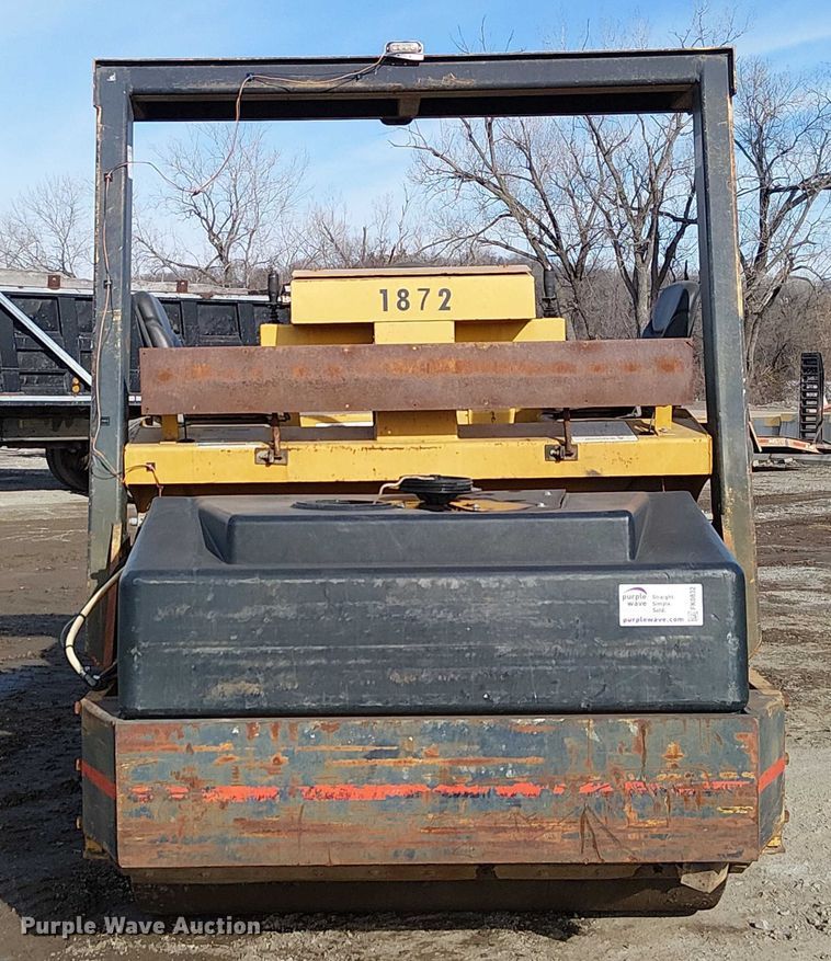 image for item FK0832 Hypac C766C double drum vibratory roller