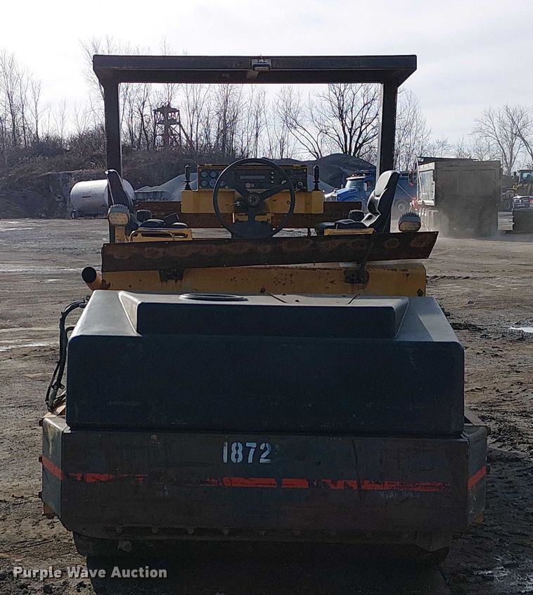 image for item FK0832 Hypac C766C double drum vibratory roller