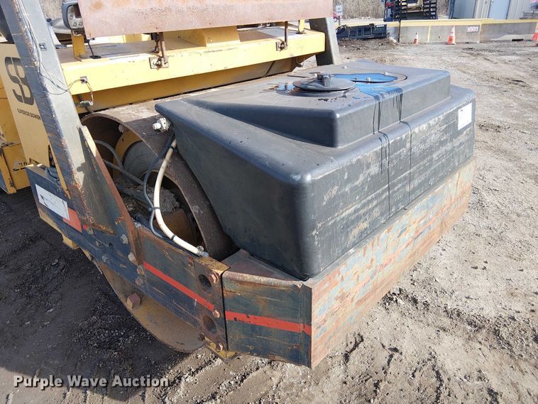 image for item FK0832 Hypac C766C double drum vibratory roller