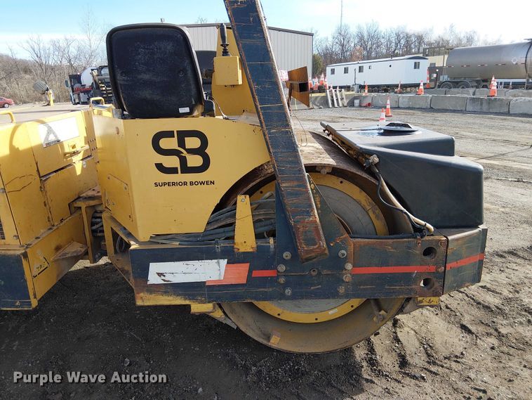 image for item FK0832 Hypac C766C double drum vibratory roller