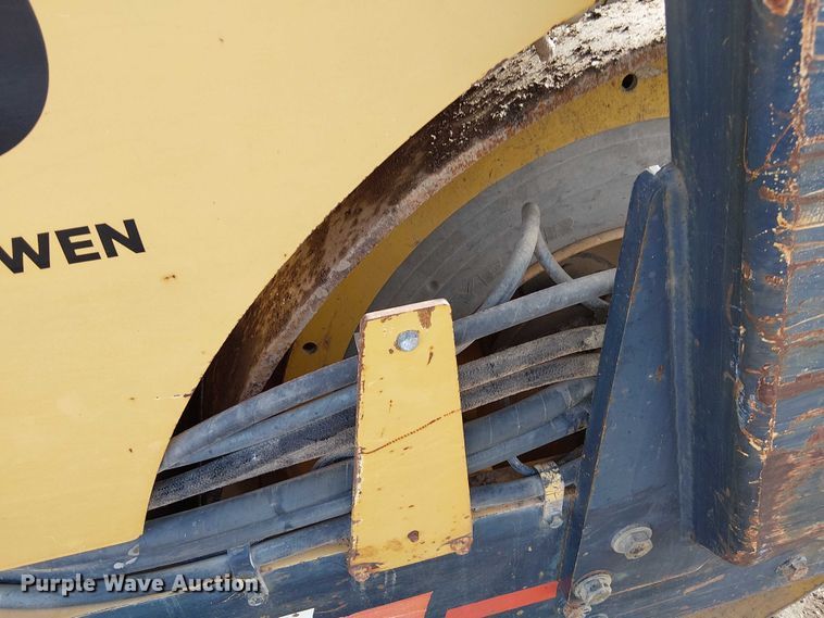 image for item FK0832 Hypac C766C double drum vibratory roller