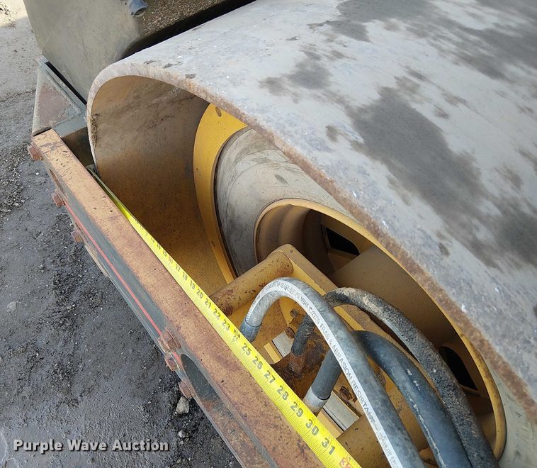 image for item FK0832 Hypac C766C double drum vibratory roller