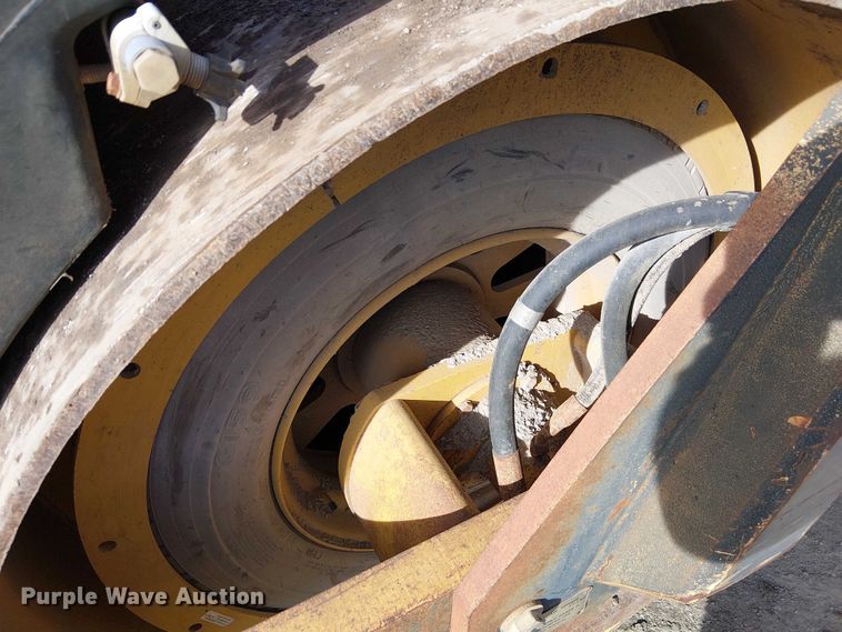 image for item FK0832 Hypac C766C double drum vibratory roller