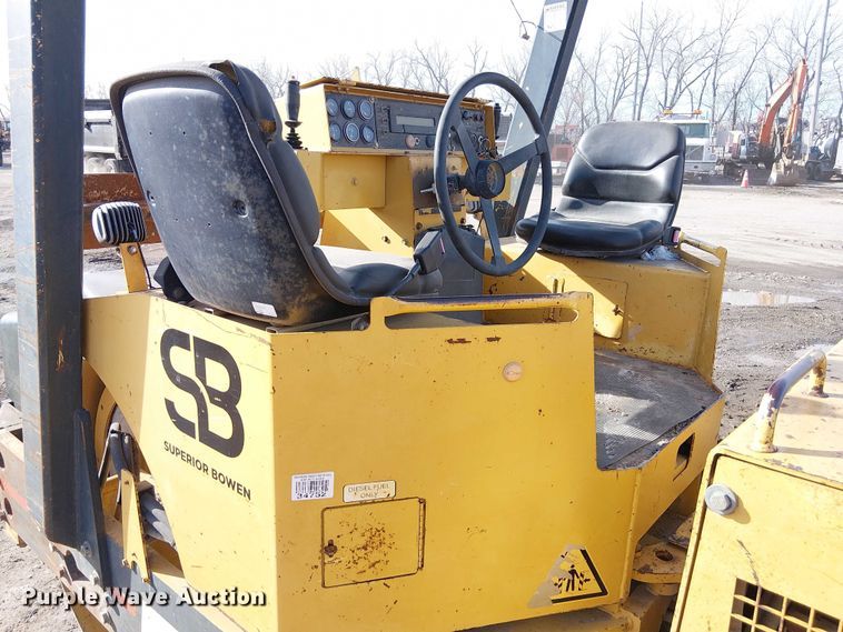 image for item FK0832 Hypac C766C double drum vibratory roller