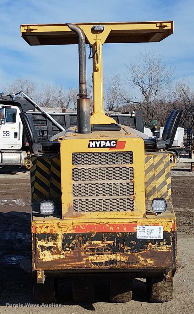 image for item FK0835 1999 Hypac C530AH pneumatic roller