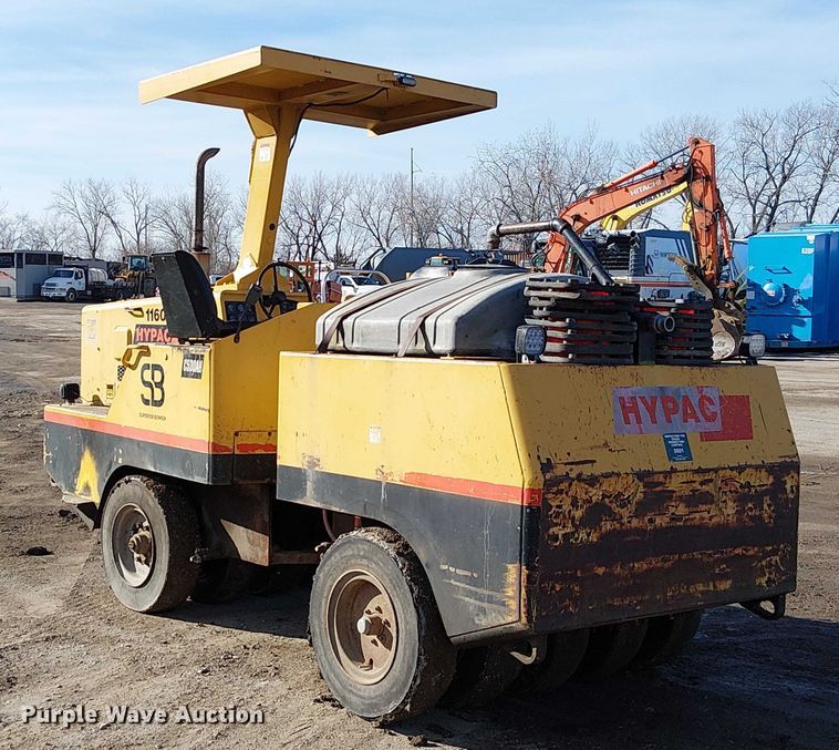 image for item FK0835 1999 Hypac C530AH pneumatic roller