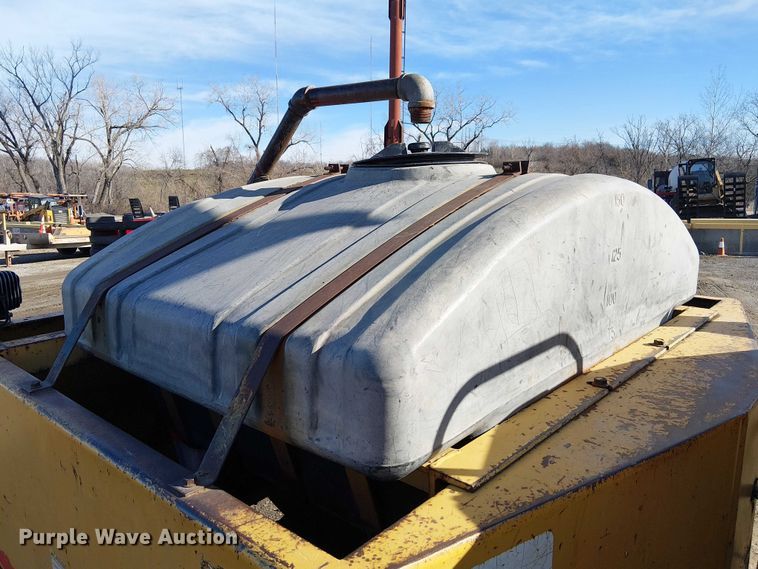 image for item FK0835 1999 Hypac C530AH pneumatic roller