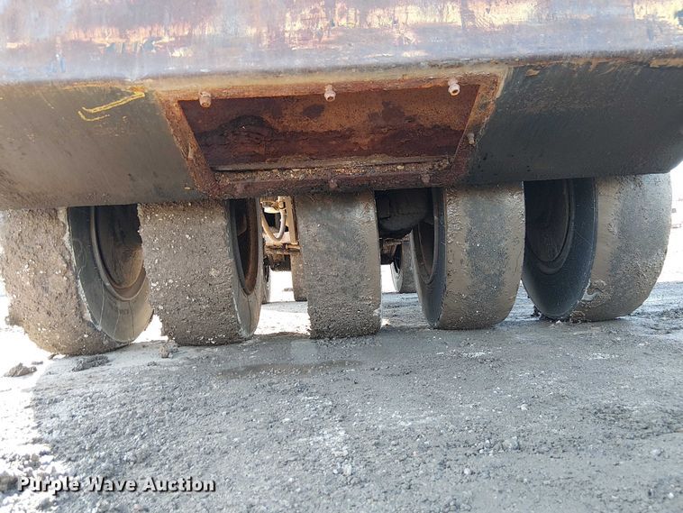 image for item FK0835 1999 Hypac C530AH pneumatic roller