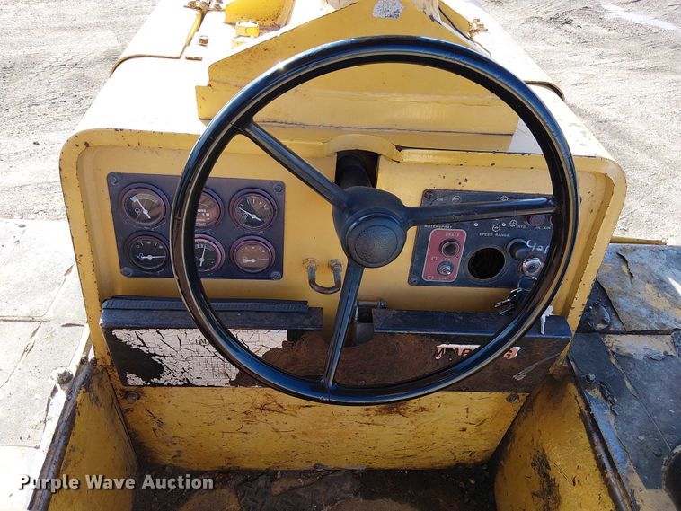 image for item FK0835 1999 Hypac C530AH pneumatic roller