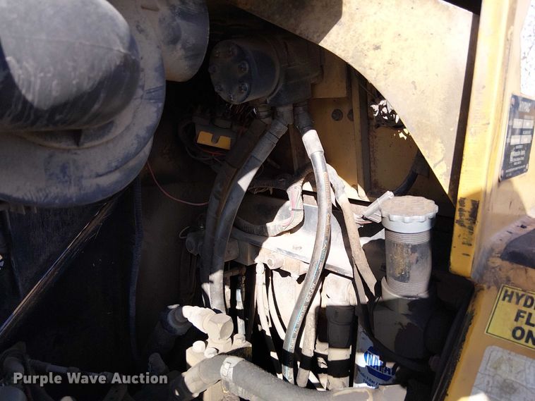 image for item FK0835 1999 Hypac C530AH pneumatic roller