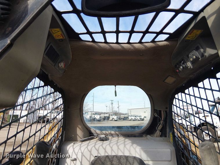 image for item FK0837 2008 Caterpillar 246C skid steer loader