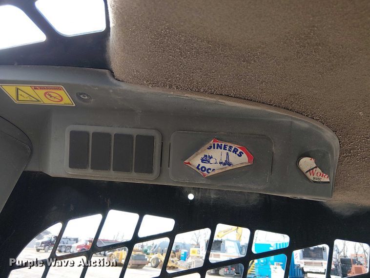 image for item FK0837 2008 Caterpillar 246C skid steer loader