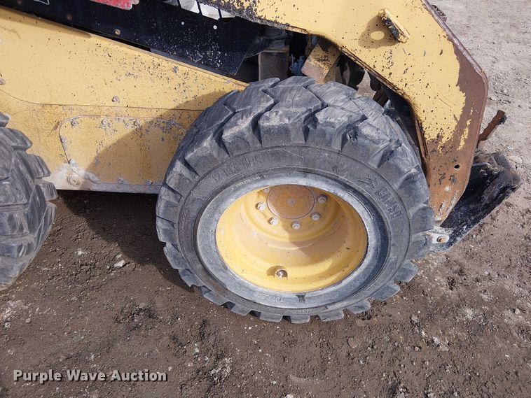 image for item FK0837 2008 Caterpillar 246C skid steer loader