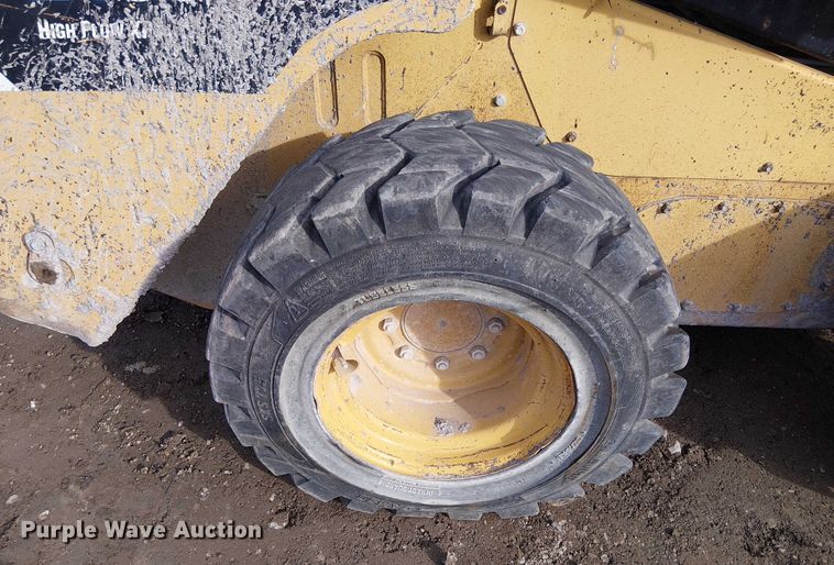 image for item FK0837 2008 Caterpillar 246C skid steer loader