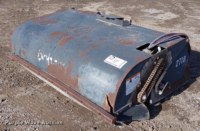 image for item FK0838 Ingersoll Rand Sweeper 72 skid steer sweeper