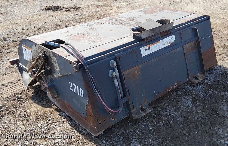 image for item FK0838 Ingersoll Rand Sweeper 72 skid steer sweeper