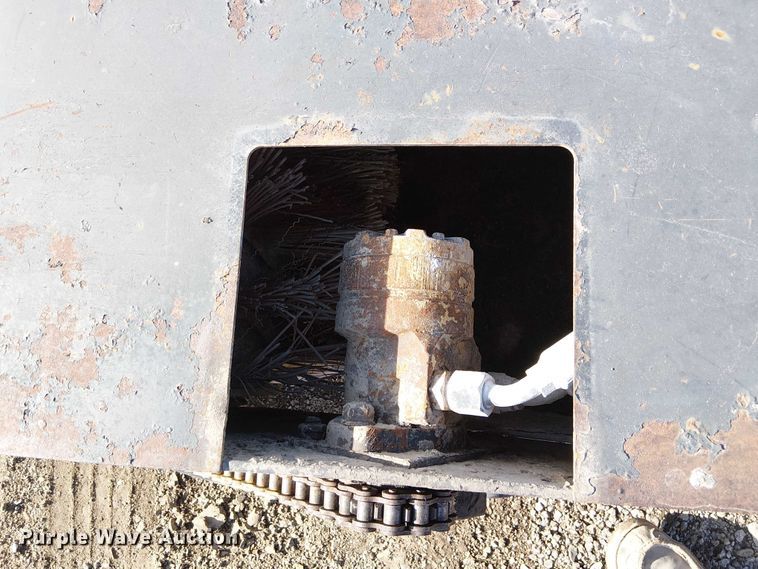 image for item FK0838 Ingersoll Rand Sweeper 72 skid steer sweeper