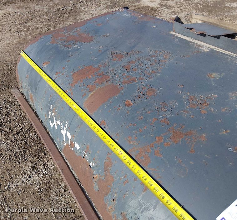 image for item FK0838 Ingersoll Rand Sweeper 72 skid steer sweeper