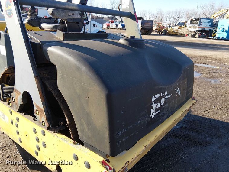 image for item FK0840 Hypac C766D double drum vibratory roller