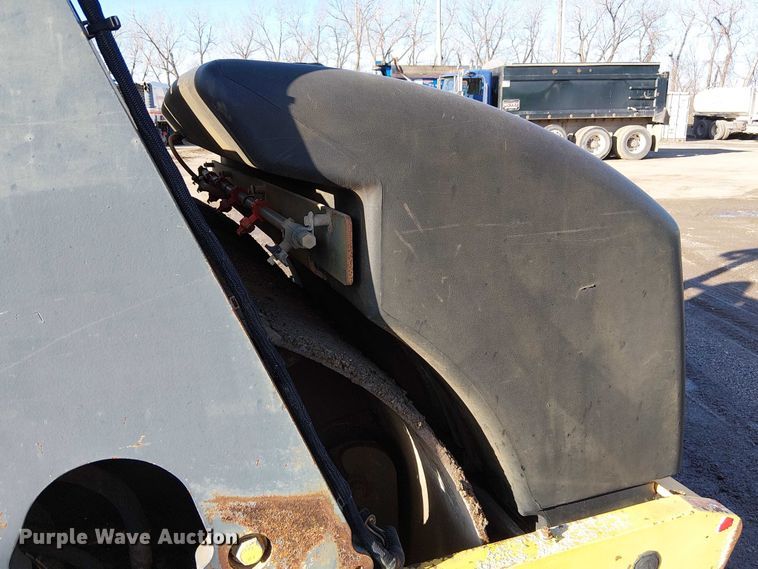 image for item FK0840 Hypac C766D double drum vibratory roller