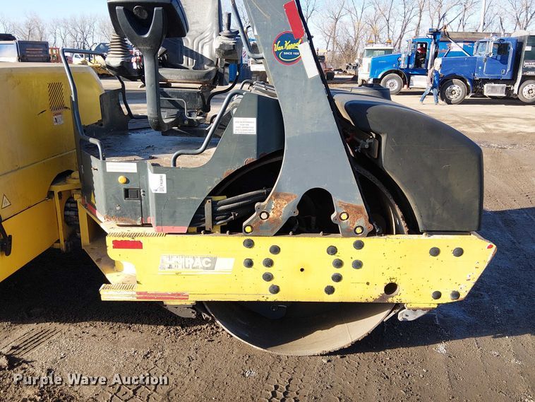 image for item FK0840 Hypac C766D double drum vibratory roller