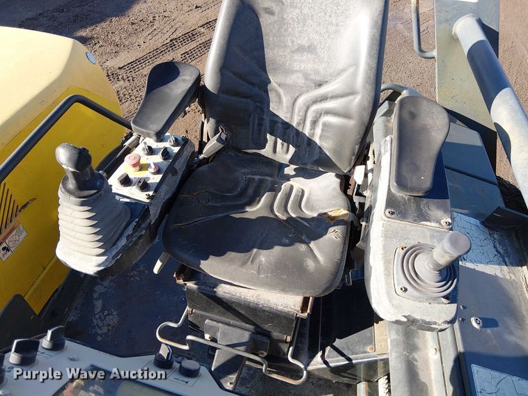 image for item FK0840 Hypac C766D double drum vibratory roller