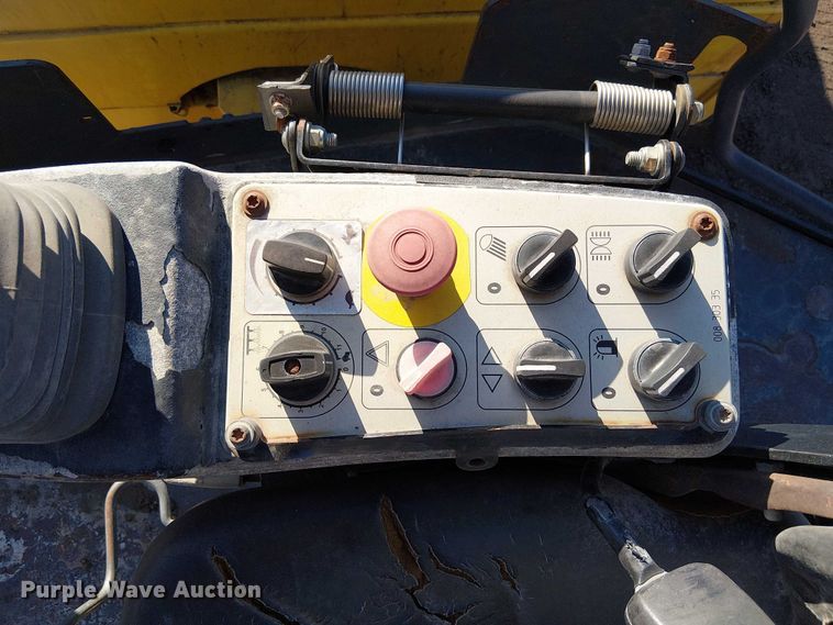 image for item FK0840 Hypac C766D double drum vibratory roller