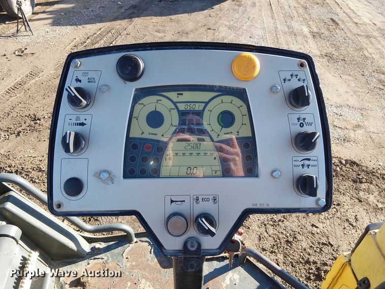 image for item FK0840 Hypac C766D double drum vibratory roller