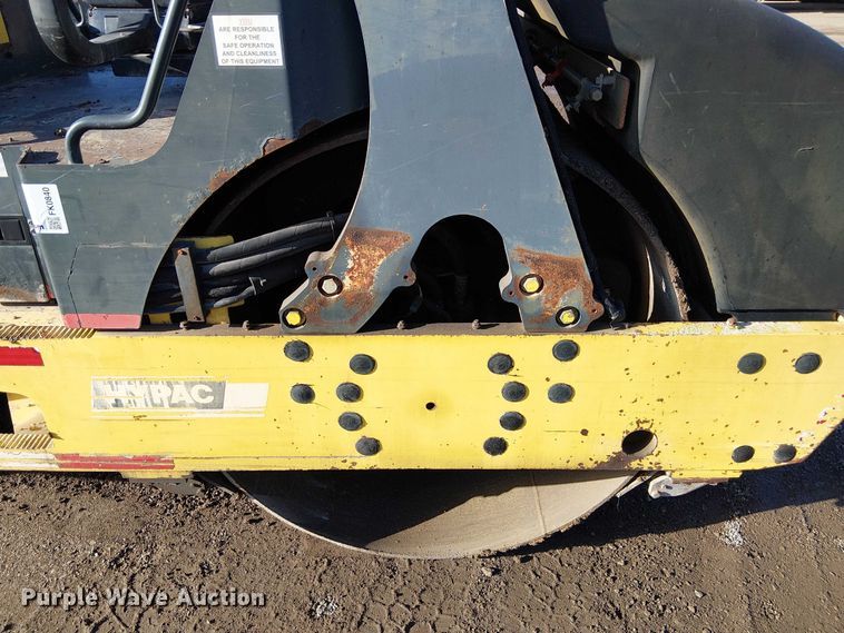 image for item FK0840 Hypac C766D double drum vibratory roller