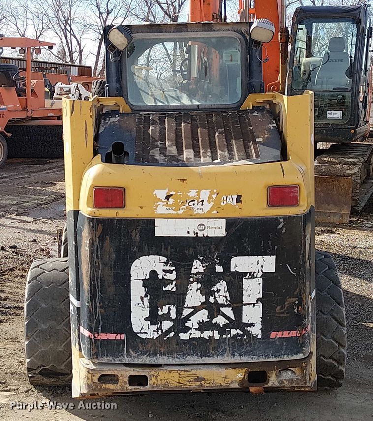 image for item FK0841 2005 Caterpillar 248B skid steer loader