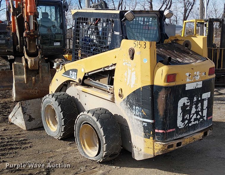 image for item FK0841 2005 Caterpillar 248B skid steer loader