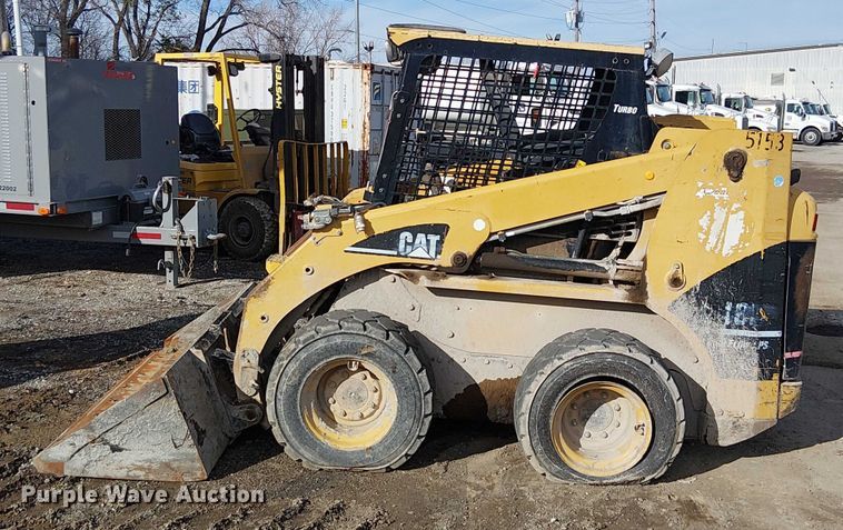 image for item FK0841 2005 Caterpillar 248B skid steer loader