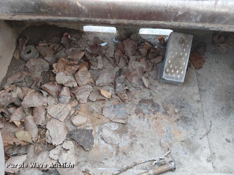 image for item FK0841 2005 Caterpillar 248B skid steer loader