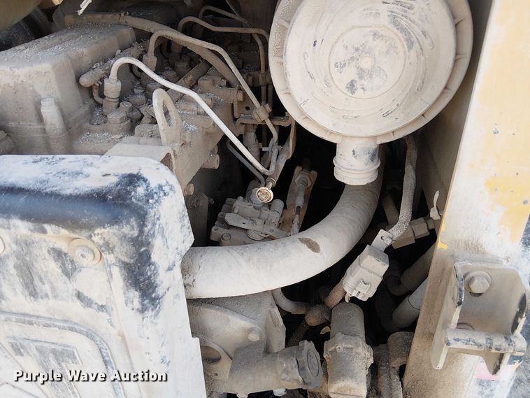 image for item FK0841 2005 Caterpillar 248B skid steer loader