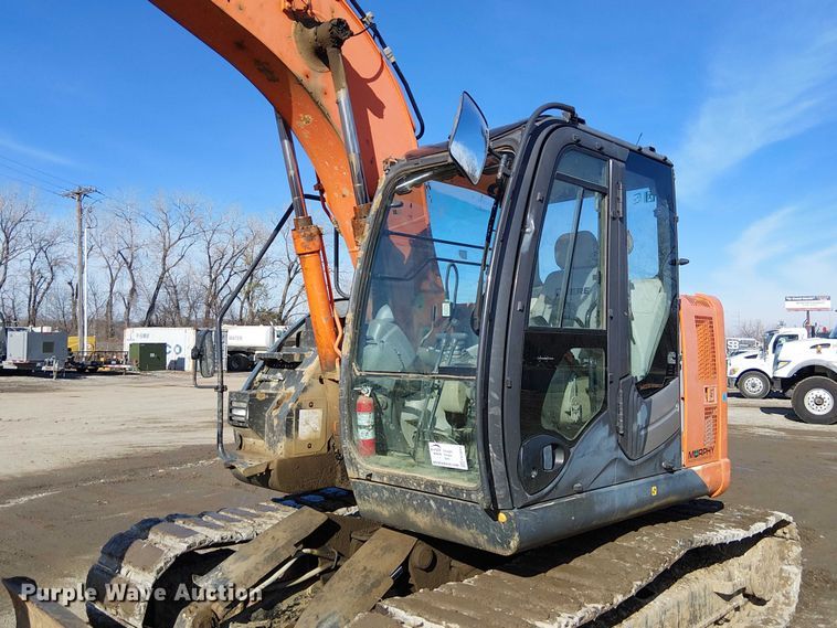 image for item FK0844 2014 Hitachi ZX135US-5N mini excavator