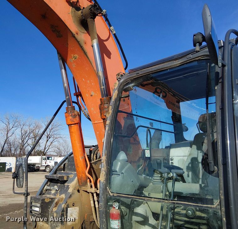 image for item FK0844 2014 Hitachi ZX135US-5N mini excavator