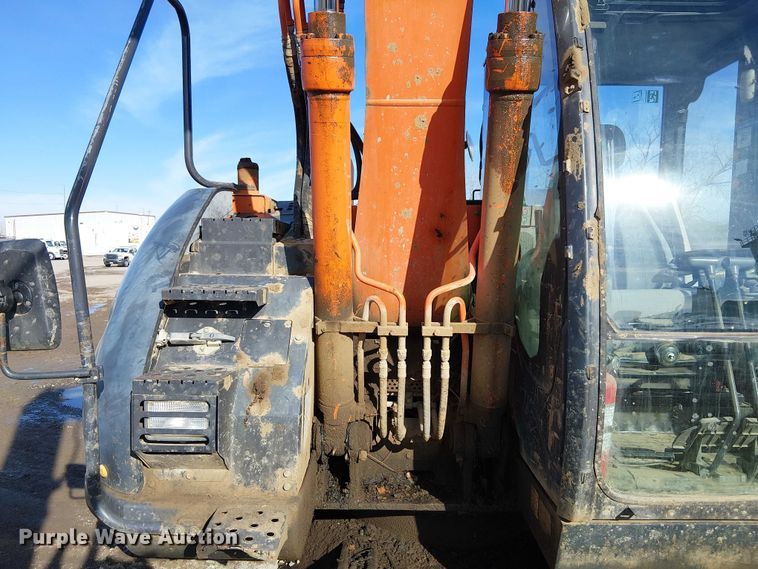 image for item FK0844 2014 Hitachi ZX135US-5N mini excavator