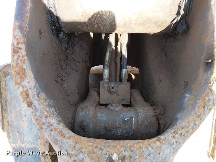 image for item FK0844 2014 Hitachi ZX135US-5N mini excavator