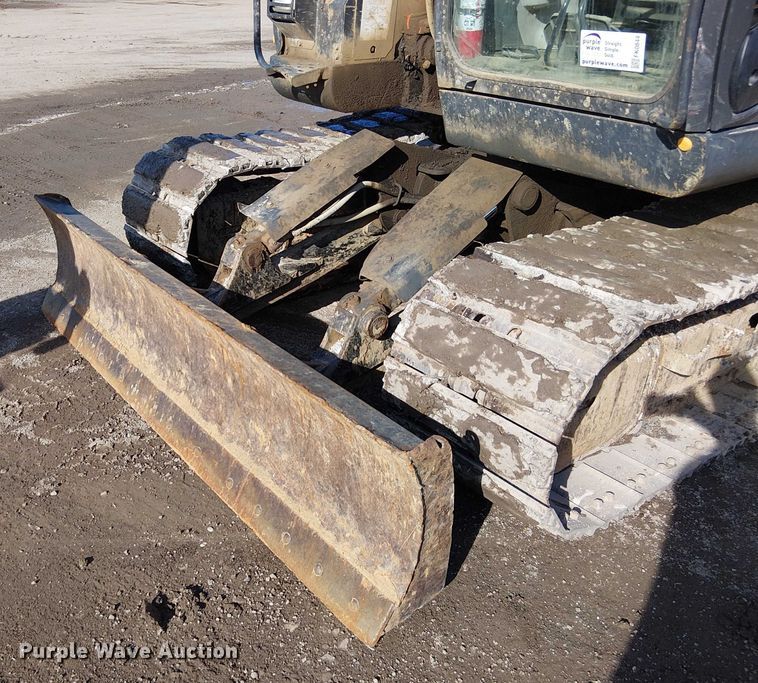 image for item FK0844 2014 Hitachi ZX135US-5N mini excavator